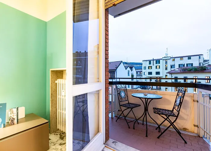Daire Piazza Gramsci Amazing With Balcony - Collection