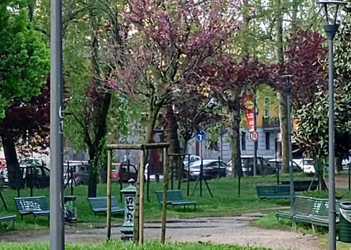 Flores Home, Boho Chic Style & Urban Comfort Navigli, Bocconi, Centro Apartmán *