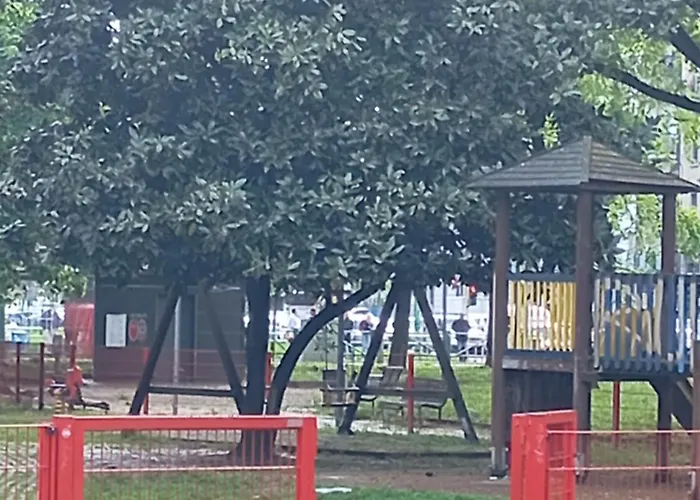 Apartmán Flores Home, Boho Chic Style & Urban Comfort Navigli, Bocconi, Centro *