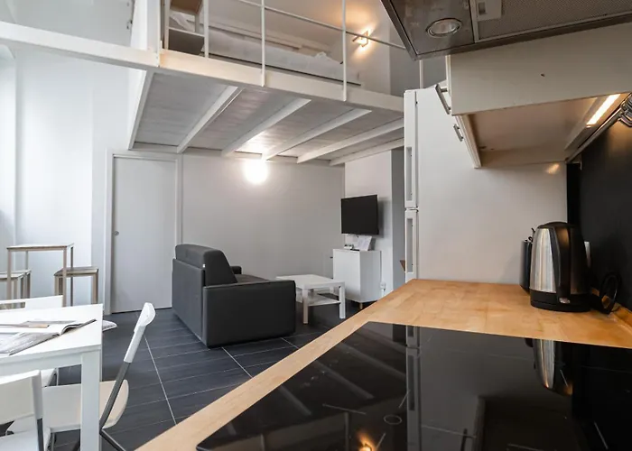 Apartament Carcano 27 Mediolan