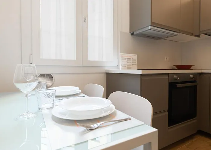 Italianway Easy - Frisi 8 B Daire Milano