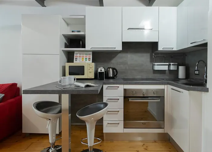 Italianway Easy - Spezia 22 * Milano