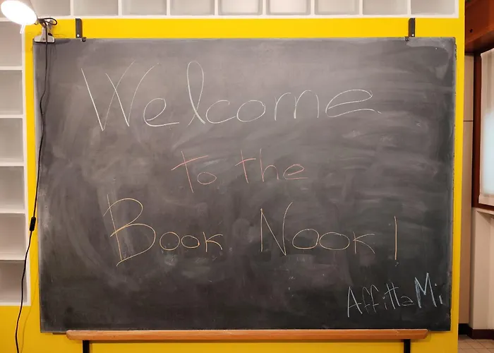 Апартаменты The Book Nook