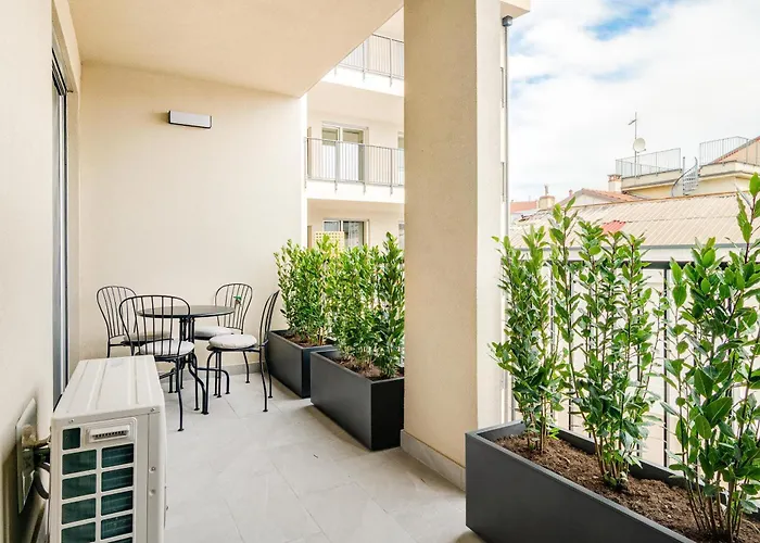 Certosa District - Modern Flat & Free Box Parking Apartment *