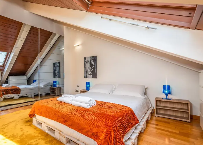 Loft Design On 3 Levels Near The Polytechnic 아파트 밀라노
