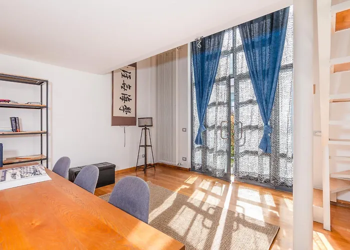 아파트 Loft Design On 3 Levels Near The Polytechnic 밀라노