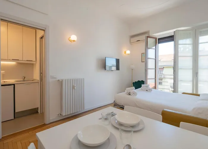 Homelovers Pretty Porta Venezia District Mm1 *