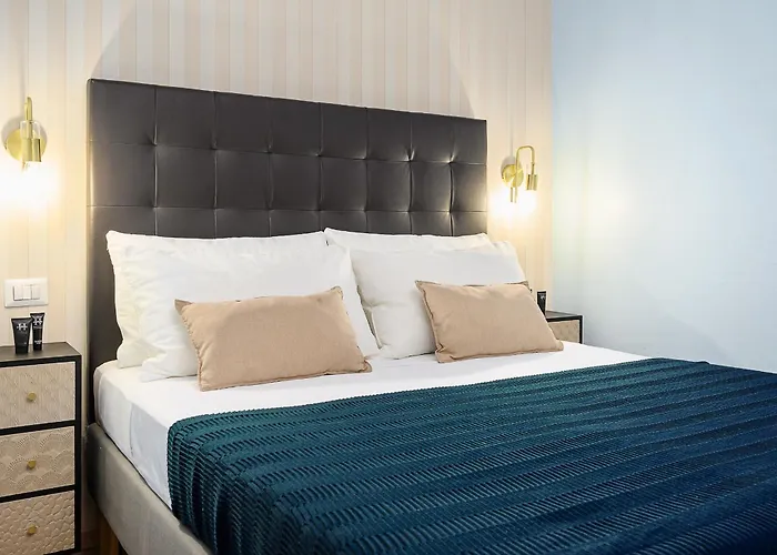 Daire Stylish One - Bedroom Near Citta Studi - M4 Argonne Metro Stop *
