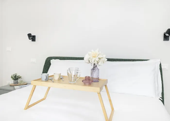 Easylife - - Pascoli 2 - Citta Studi * Milano