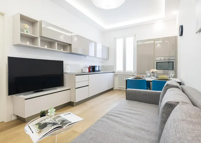 Eaylife - - Corso Italia 68p4 - Navigli מילאנו