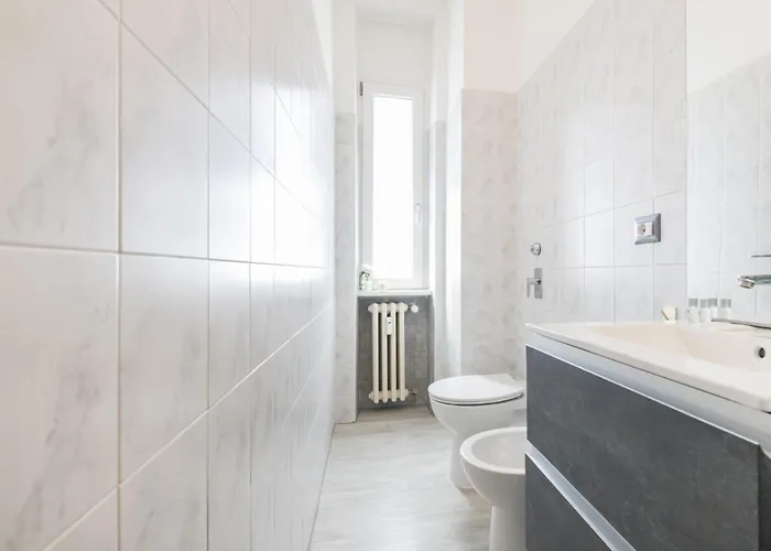 Easylife - - Borsi 2 - Navigli *