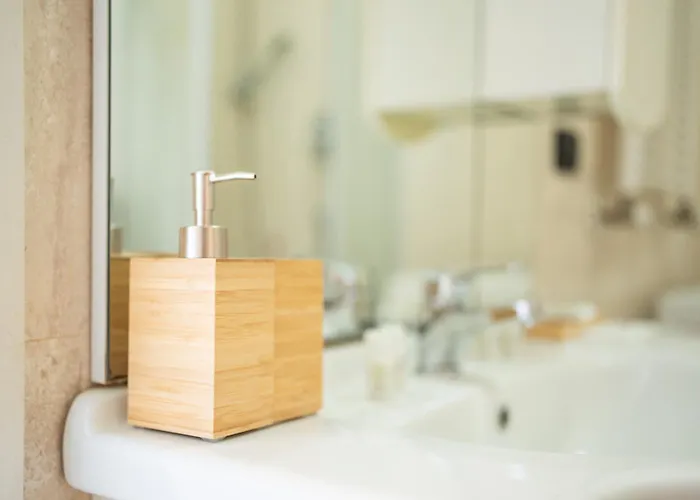 Al 7 Cielo Certosa District *