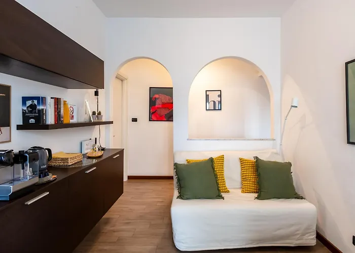 Al 7 Cielo Certosa District