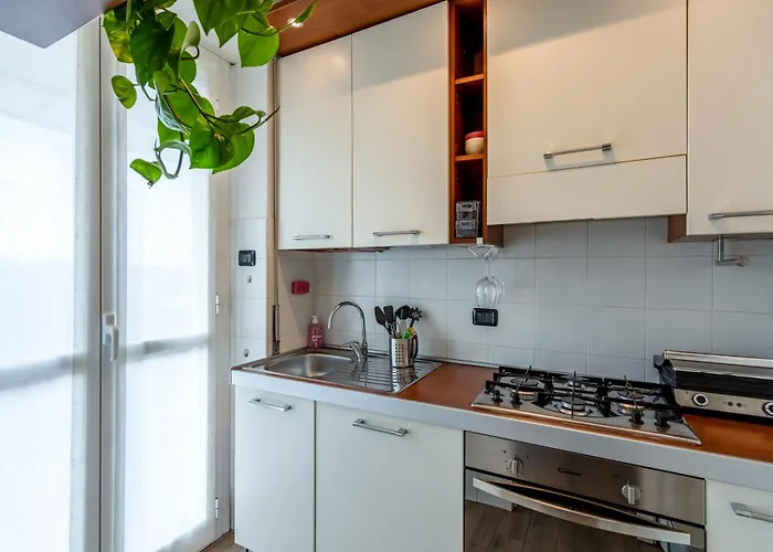 Al 7 Cielo Certosa District