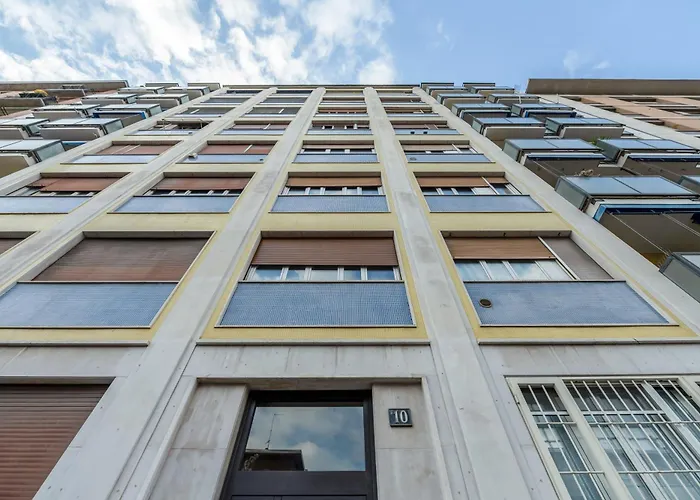 Al 7 Cielo Certosa District *