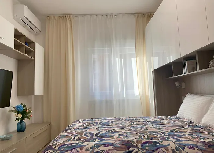 Lady Indigo 2 San Siro Milán