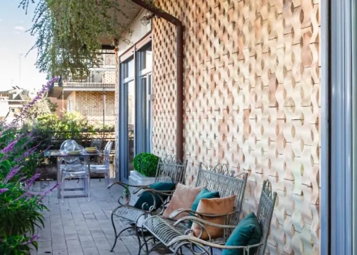 Апартаменты 10 Minuti Dal Duomo - Elegante Domus