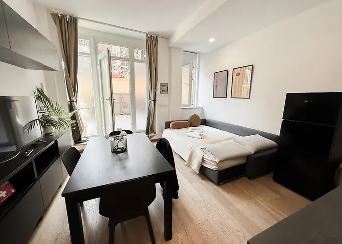 New! - Cozy Design In Piola! * 밀라노