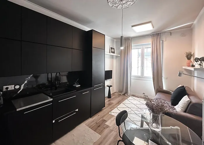 Elegante 80mq Vicino Sempione Appartement *