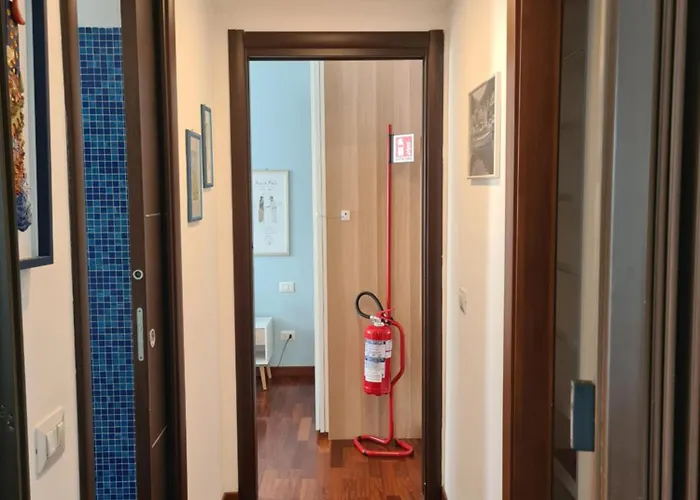 Апартаменты Blue Retreat Modern Near M4 *