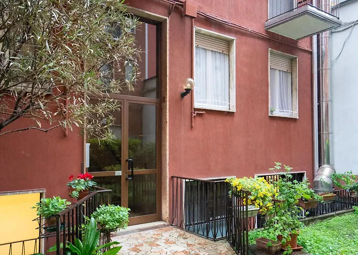 Arco Deluxe Apartment *