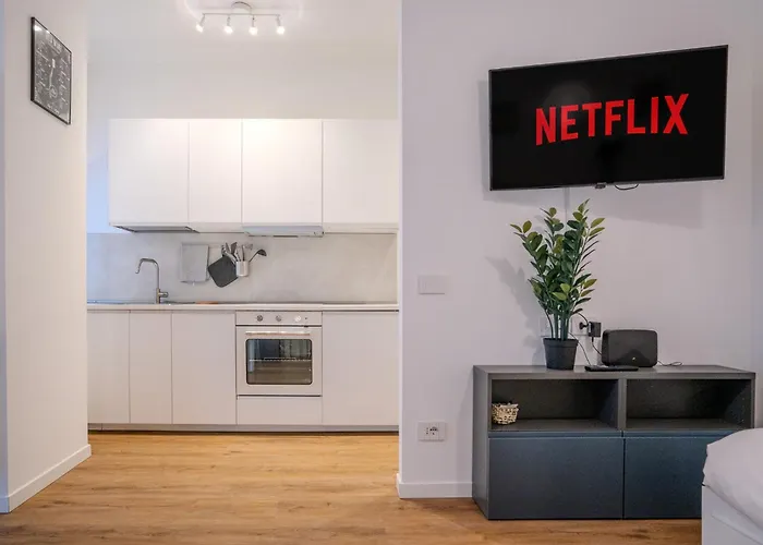 Arco Deluxe * Mailand