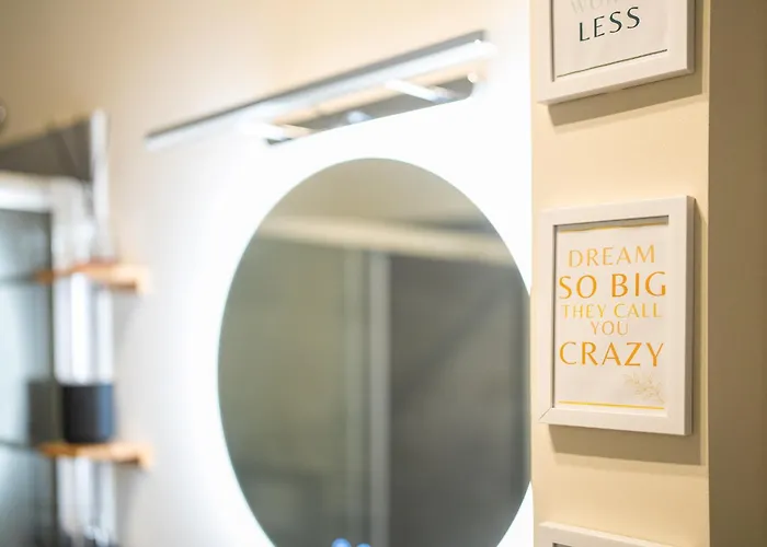 Carlotta - Repubblica Center By Innstay