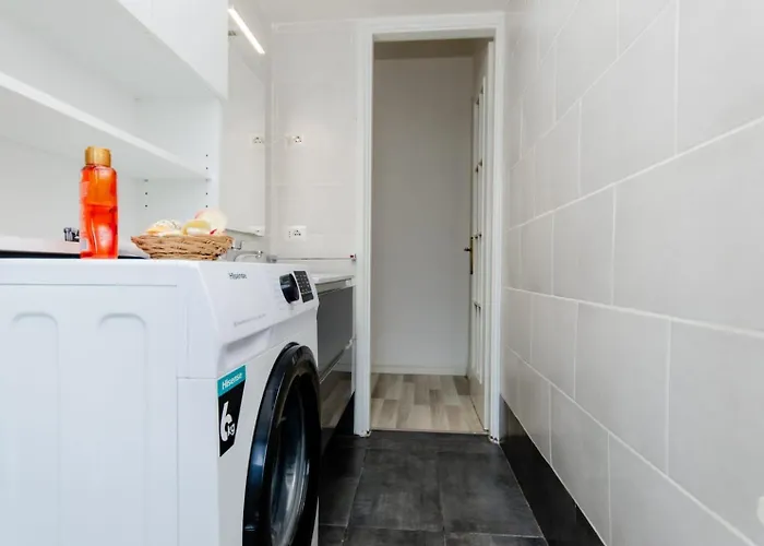 Lugano 2 S&s Home, Moderna E Tranquilla, Vicino Al Centro Di Milano, Con Parcheggio Gratuito Esterno Apartmán *
