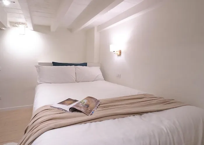 Contempora - Modern Loft Just A Few Steps From Corso Apartman