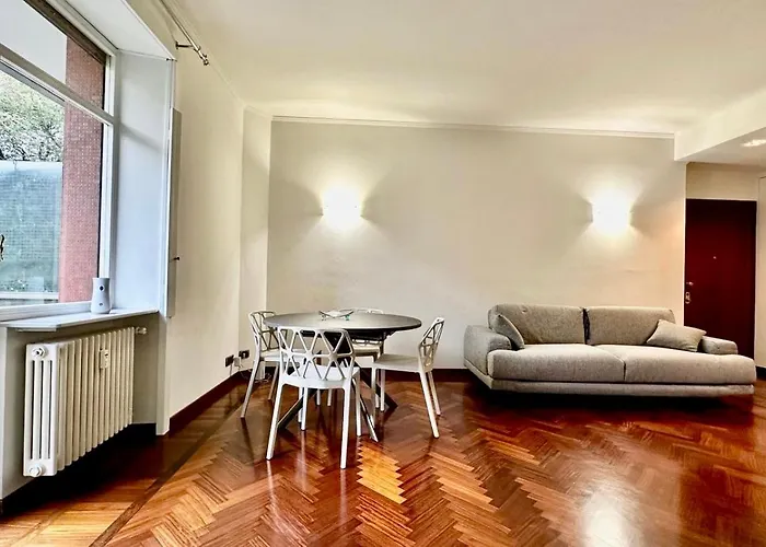 Lägenhet Brand New Near Center *