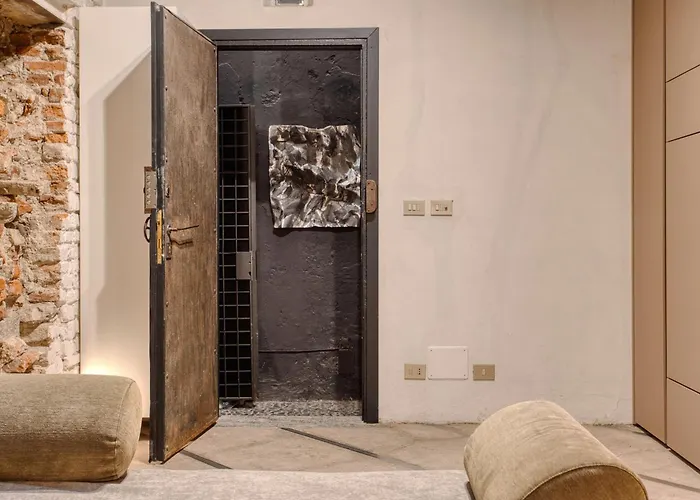 Hostmate - - Pontaccio - Brera Milano