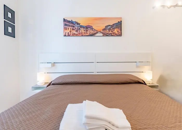 Ap6 In Zona Duomo * Milán