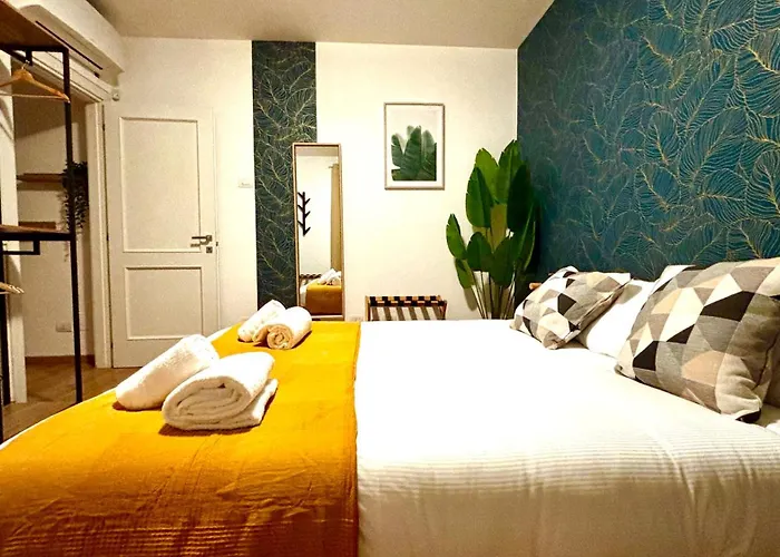 Gold - Navigli, Duomo,