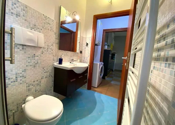 Conte Rosso House V&l, Con Doppia Ampia Terrazza, Vista Coorte Interna, Vicino A Metropolitana M2 Lambrate Milan