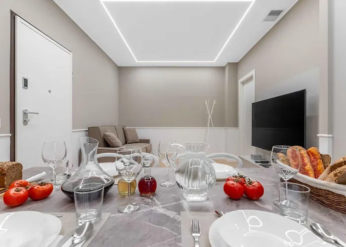 Vitruvio Palace - La Vista *