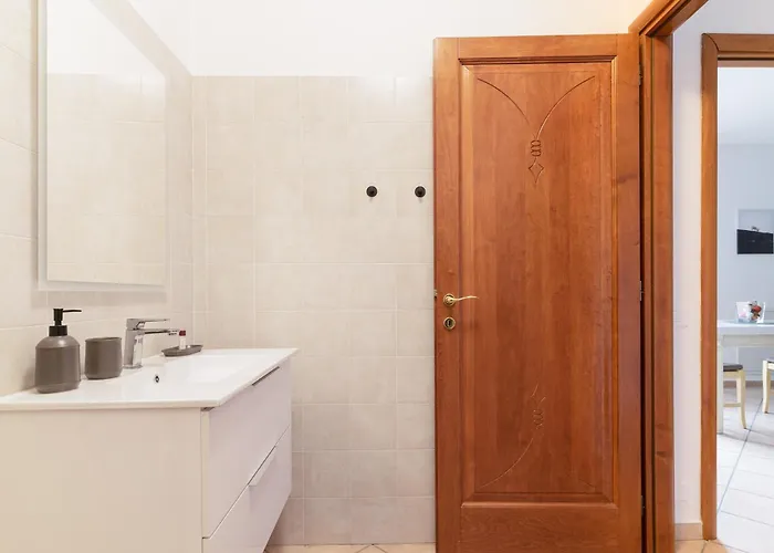 Guesthost - Spacious 600 Mt To Metro M3 Comasina * 밀라노