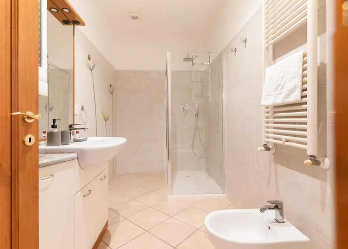 Apartmán Guesthost - Spacious 600 Mt To Metro M3 Comasina Milán