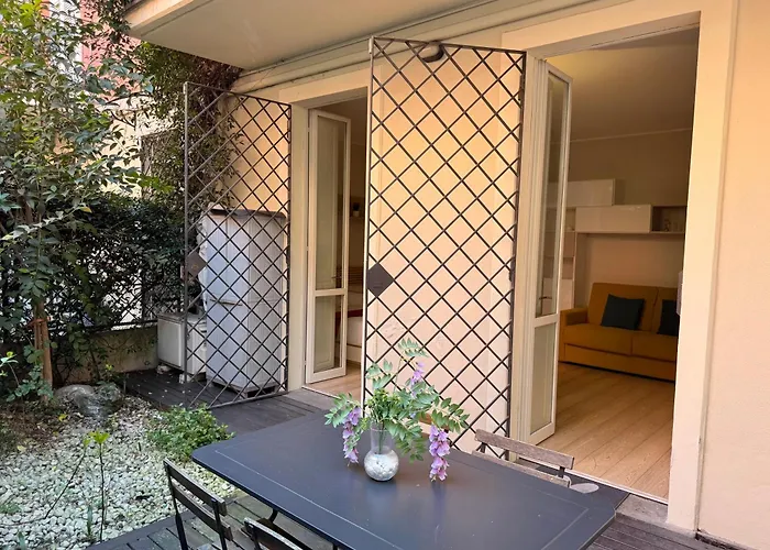 Gioire - Duomo 4 Metro Stops - Near Olympic Village