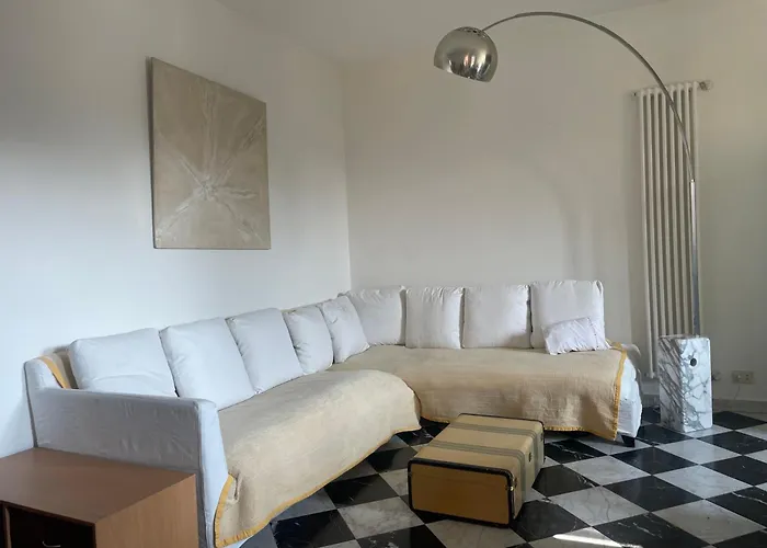 Quiet Luminous Flat Historical Center Fast Wi-fi *