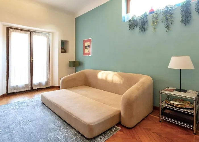 Central, Quiet&strategic Milán