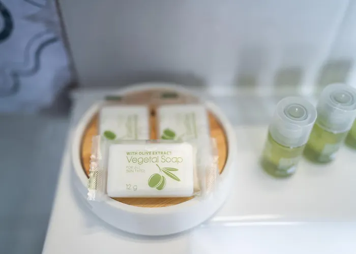 235 - Viale Monza By Innstay