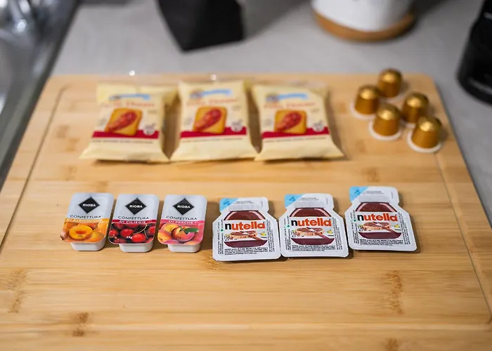 235 - Viale Monza By Innstay