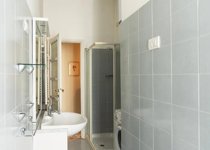 Youhosty - Juvara 11