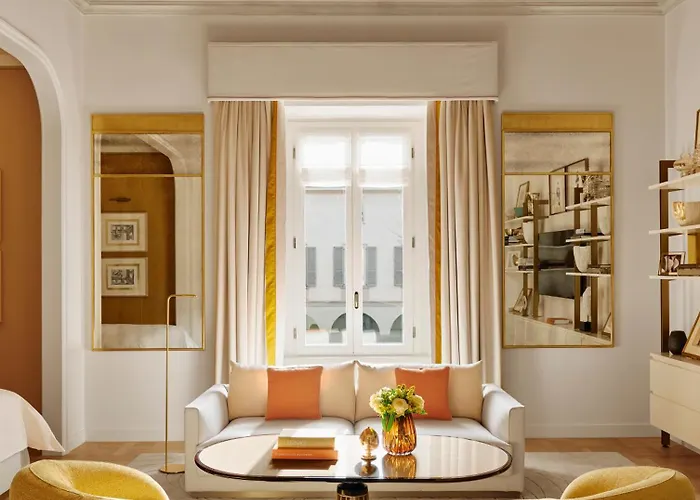 Four Seasons Hotel 5*