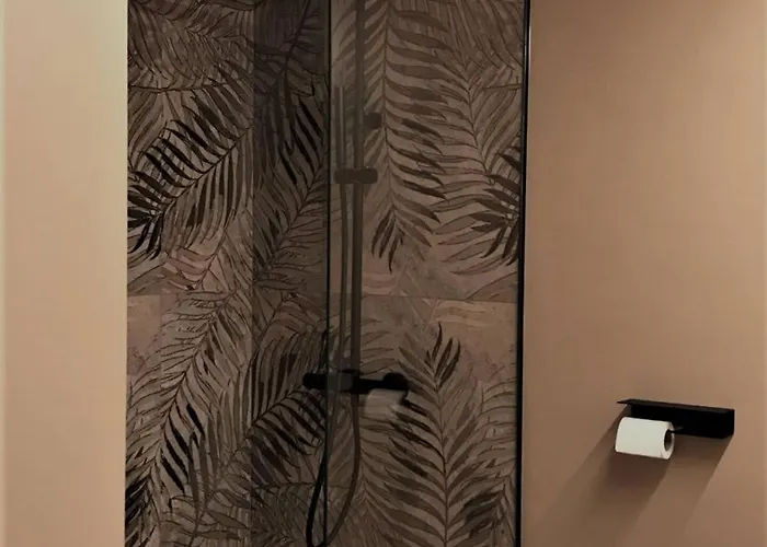 Design & Comfort In Nolo M1 Metro *