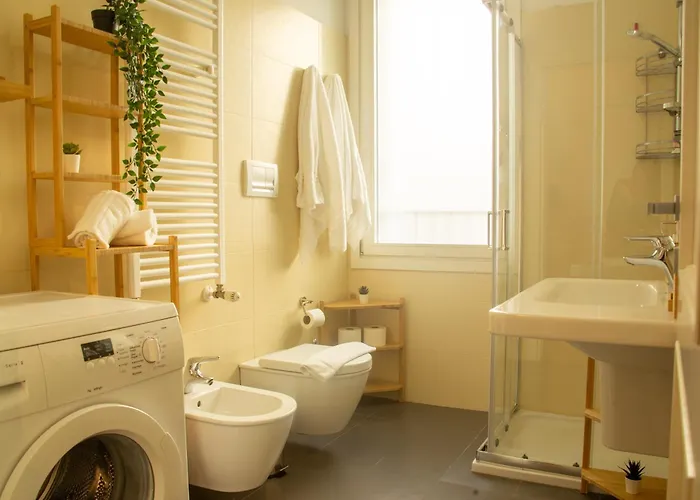 Gold - Navigli, Duomo,