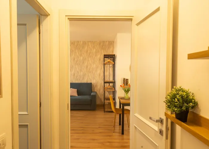 Gold - Navigli, Duomo, Milano