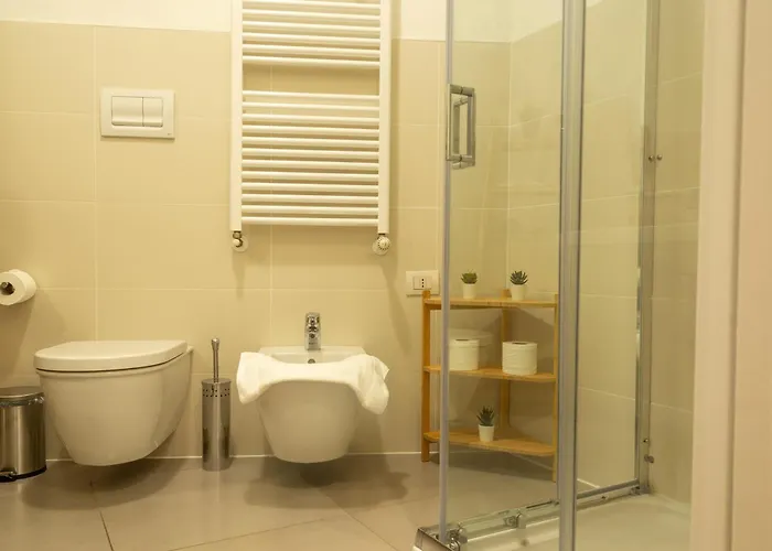 아파트 - Navigli, Duomo, *