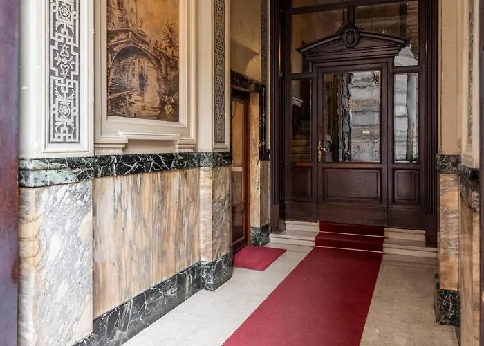 Stunning Cupola Apt-steps From San Babila & Duomo דירה