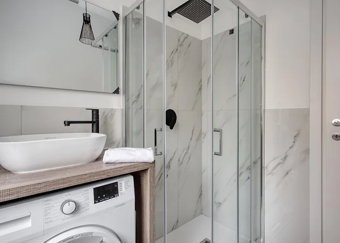 Joivy Stylish Double Near Metro Station Lejlighed *